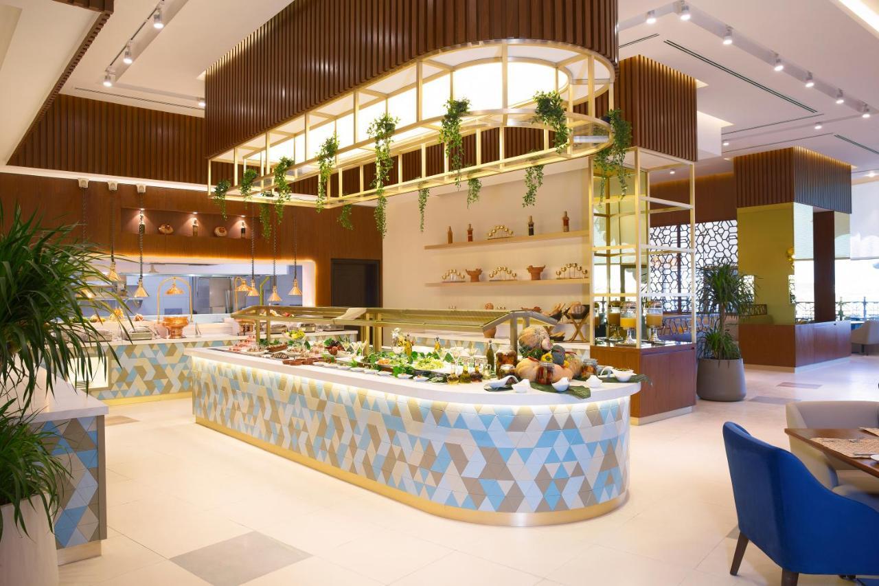 Barcelo Al Jaddaf, Dubai Hotell Eksteriør bilde The restaurant