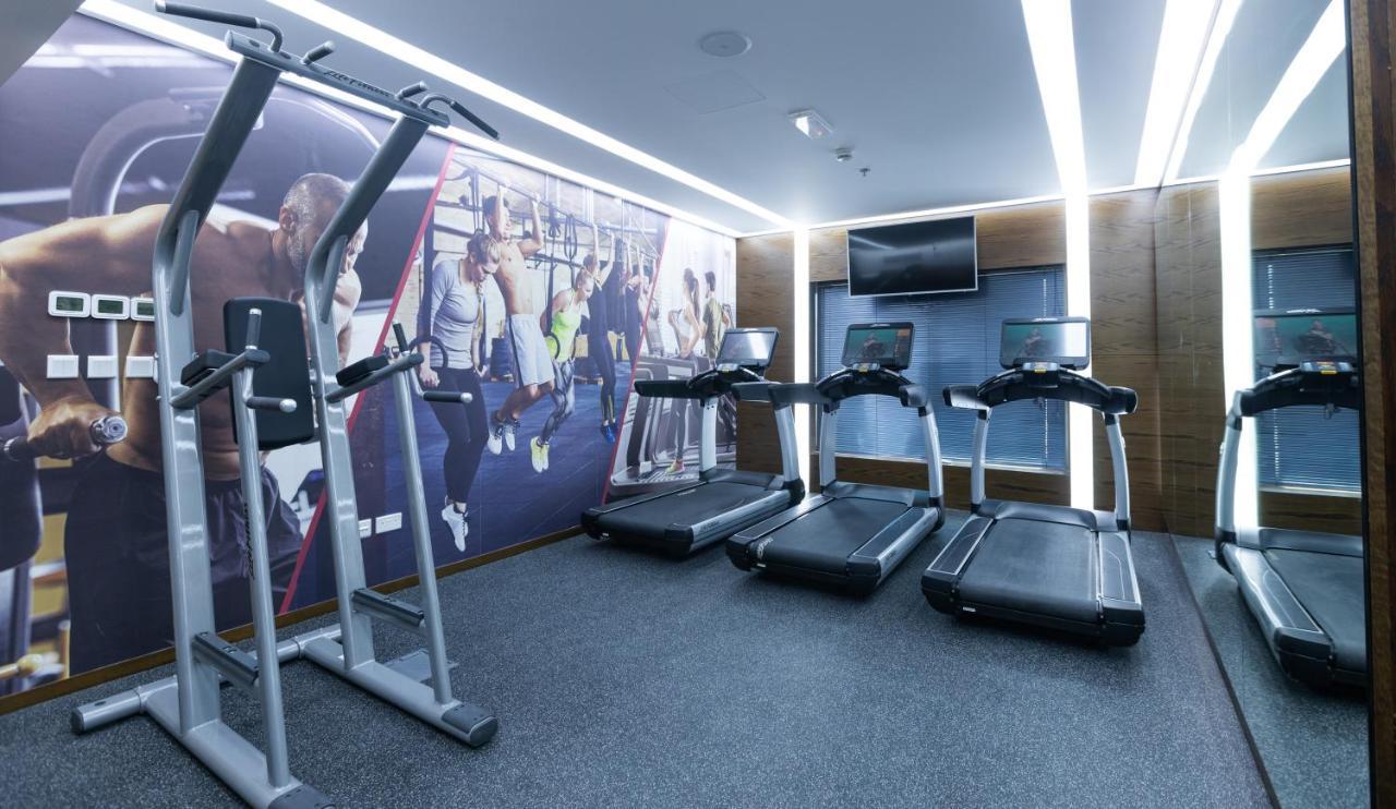 Barcelo Al Jaddaf, Dubai Hotell Eksteriør bilde Fitness room