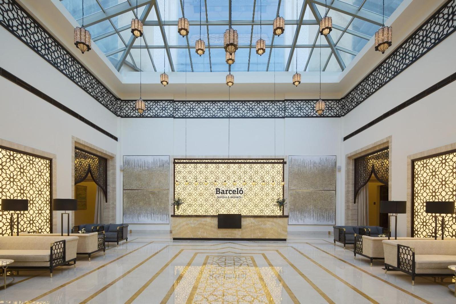 Barcelo Al Jaddaf, Dubai Hotell Eksteriør bilde Barceló Barcelona