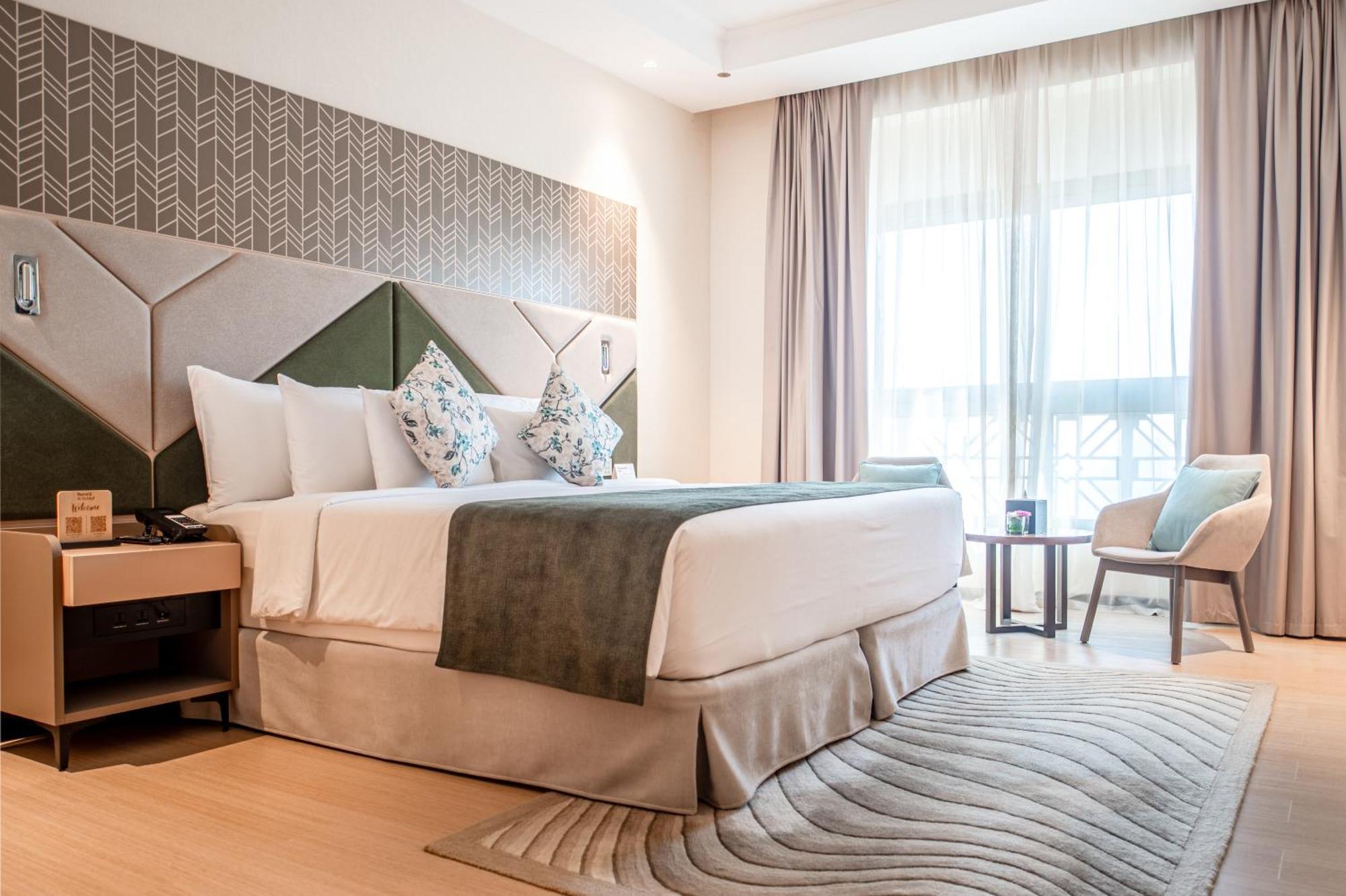 Barcelo Al Jaddaf, Dubai Hotell Eksteriør bilde